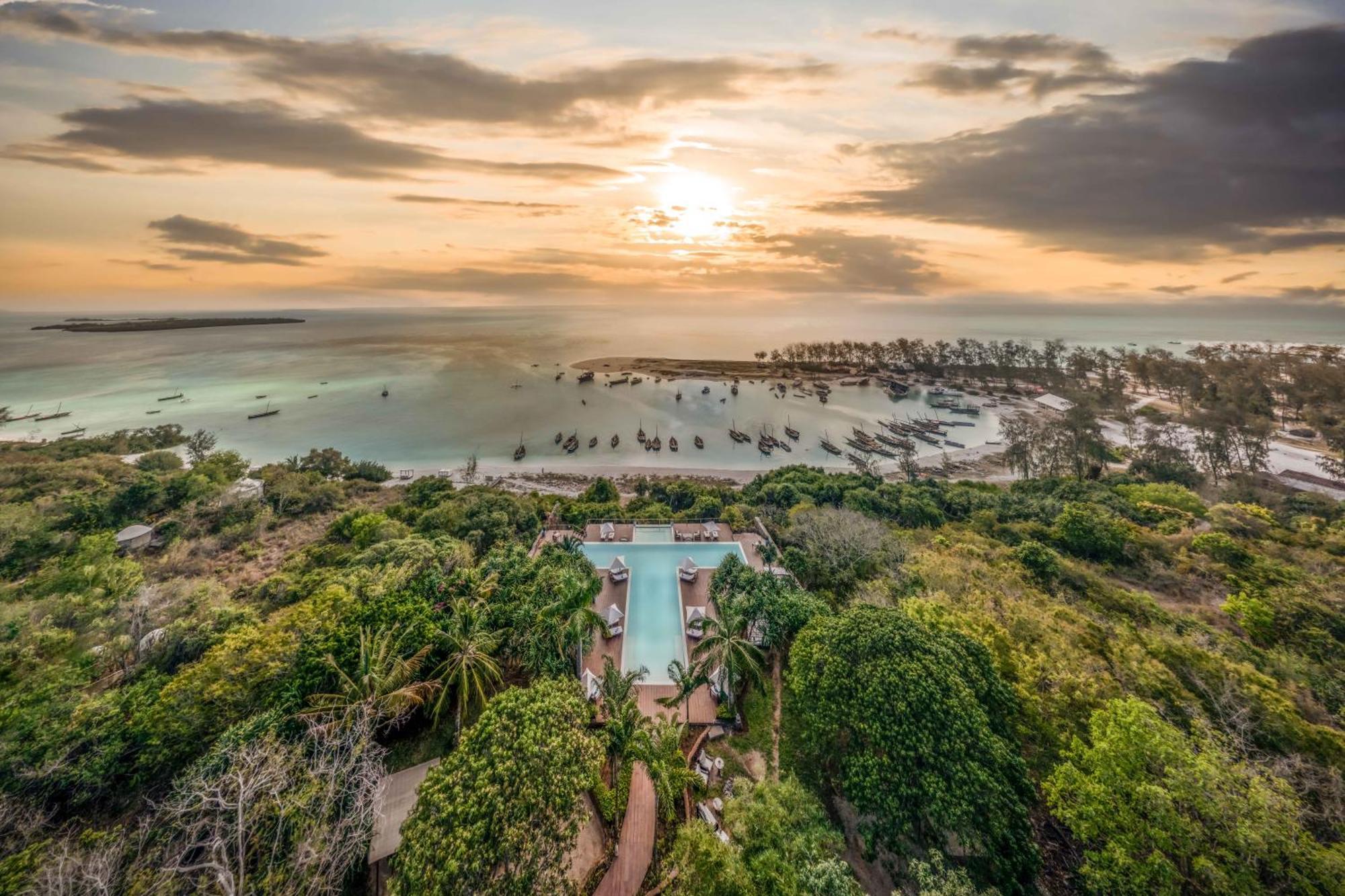 Отель Kilindi Zanzibar (Adults Only) Кендва Экстерьер фото