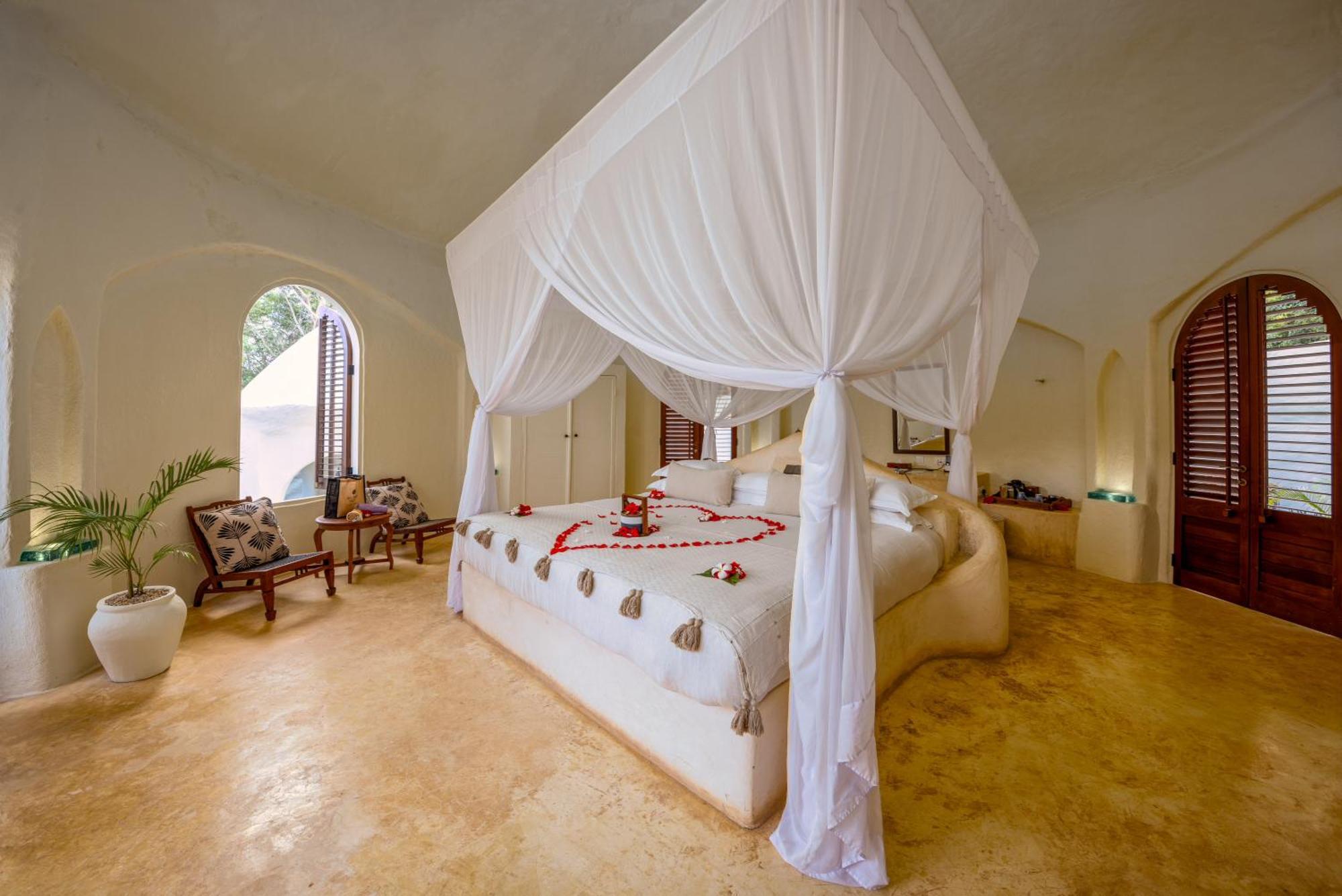 Отель Kilindi Zanzibar (Adults Only) Кендва Экстерьер фото